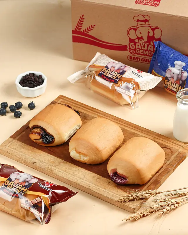 [COD} PROMO 1 DUS ISI 16 HANYA 30K Roti Gajah Gemoy Lembut & Padat rotinya cocok untuk sarapan & cemilan sore rasa Cokelat , Susu , Blueberry mengenyangkan penunda lapar / snack / food 2