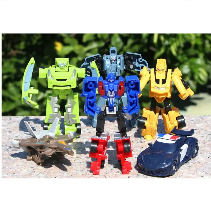 Edible's JIAYIHONGQI Mainan Mobil Action Figure Transformer Robot Car - JY675A 7