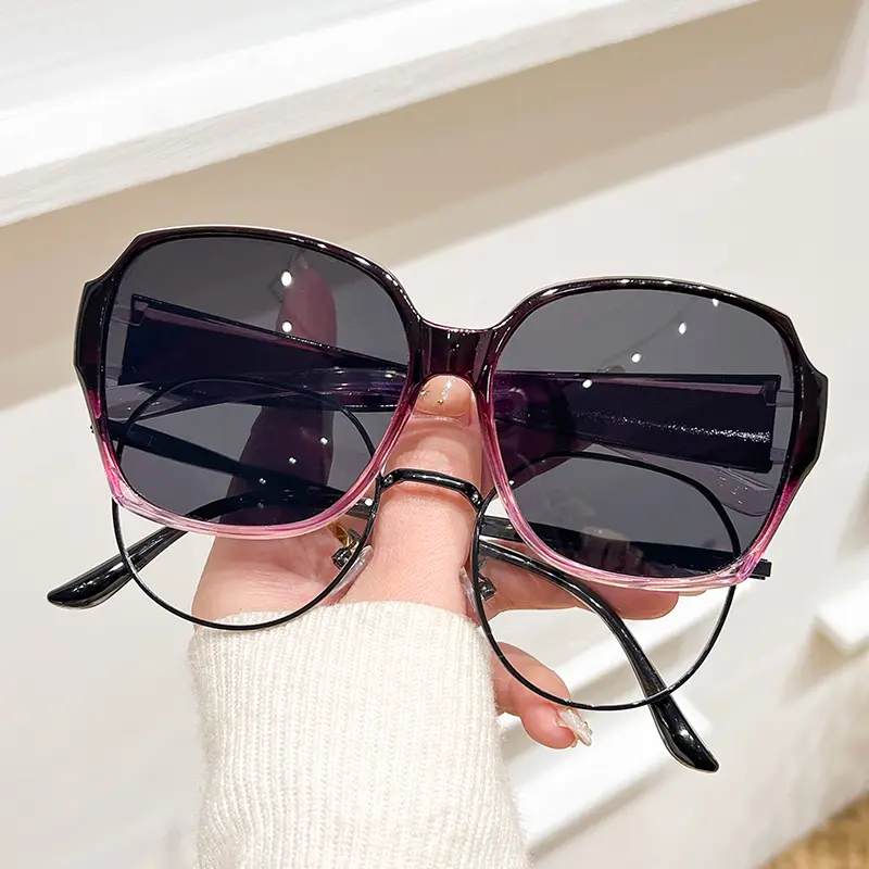 【COD】Kacamata Hitam Polarized Pria Wanita – Model Baru Musim Panas, Anti Sinar UV, Anti Silau, Cocok untuk Mengemudi