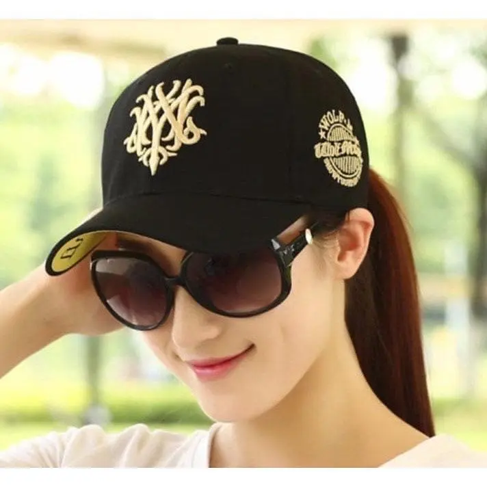 topi pria distro original murah / topi baseball premium cap NWM worl M / topi baseball kekinian paling keren COD
