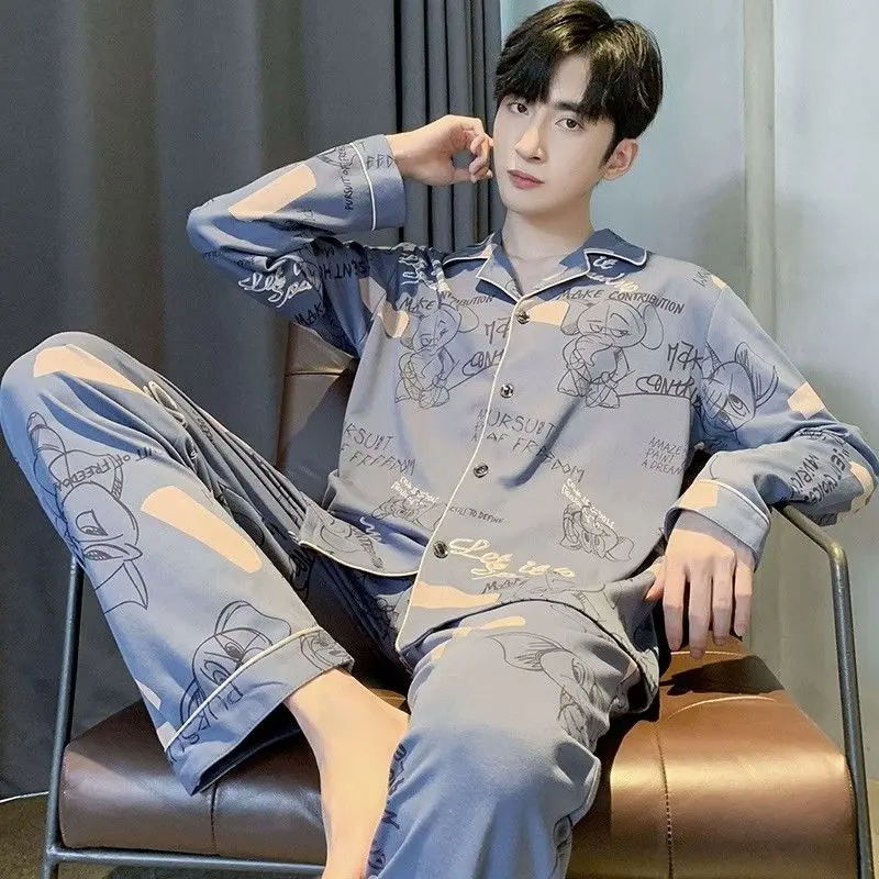"Eye - Catching Printed Poly - Cotton Men's Pajamas: Upgrade Your Sleepwear Collection!"