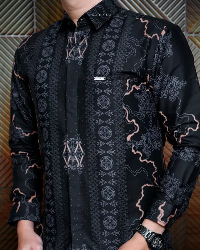 Laskala Batik Premium Sentani Kemeja Batik Pria Slimfit Lengan Panjang 4