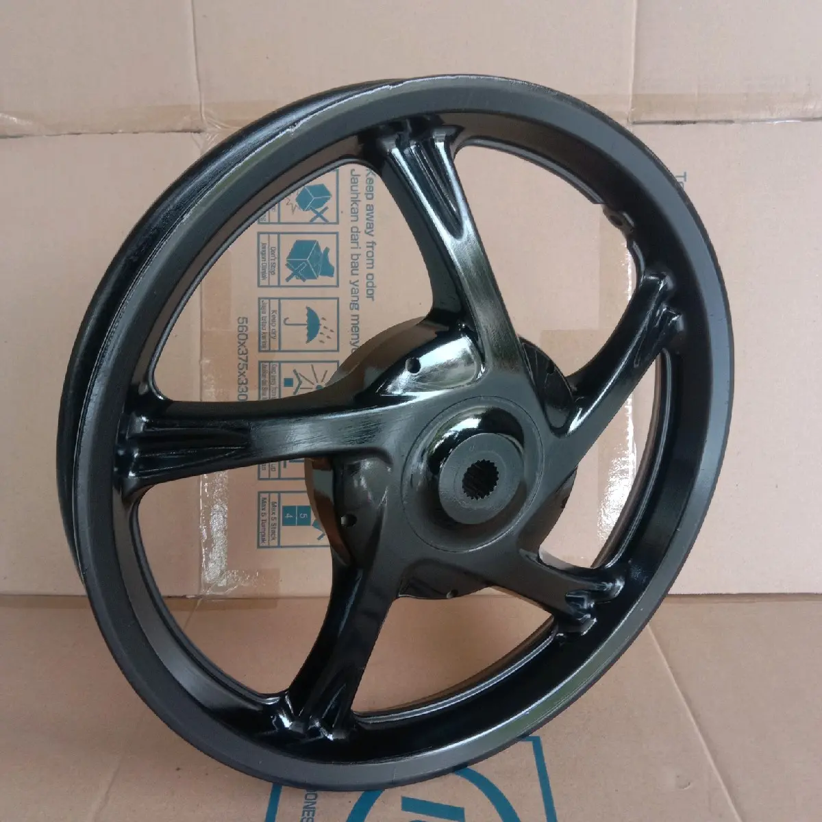Velg Pelk Pelek Racing Belakang Motor Yamaha Mio J / Mio Smile / Mio Sporty Hitam