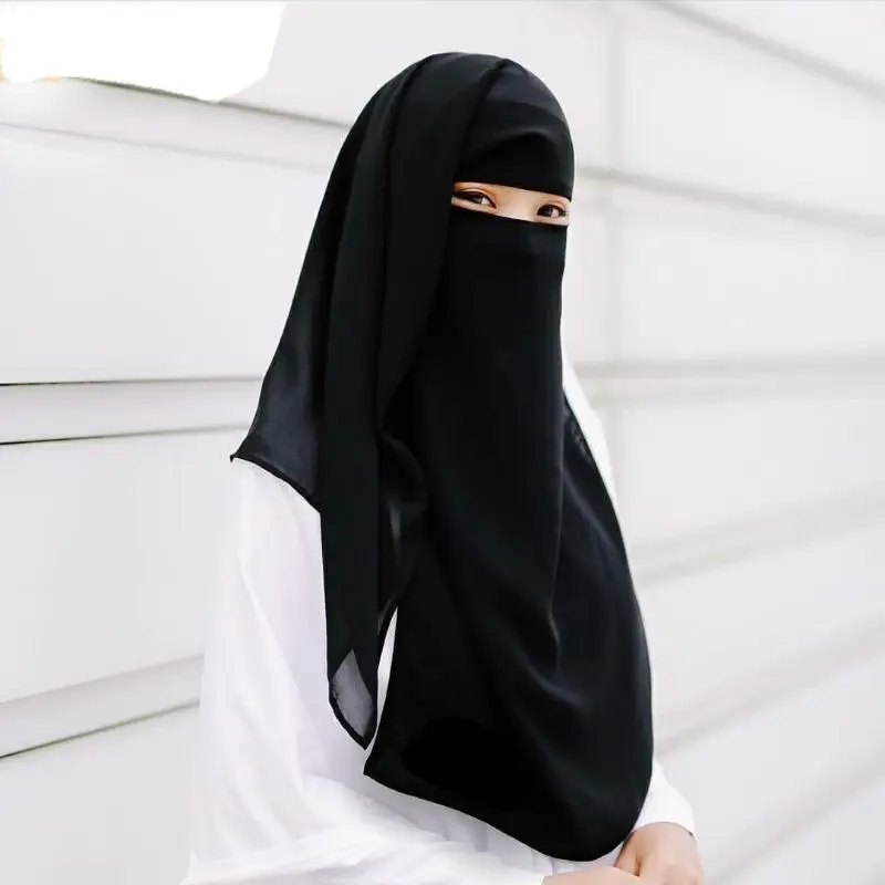Nikab Veil ala Saudi untuk Wanita Muslimah yang Suka Cover Muka - Hijab