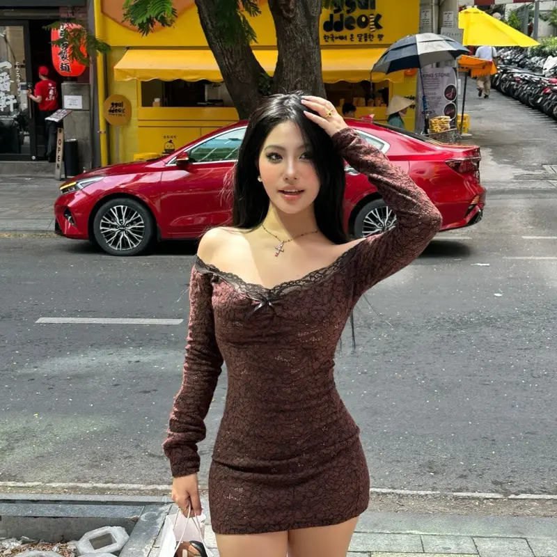 LIPSHE  BROWNIES DRESS ĐẦM THUN REN HOẠ TIẾT HOA NHUNG ÔM BODY XUYÊN THẤU ( đọc kĩ mô tả)