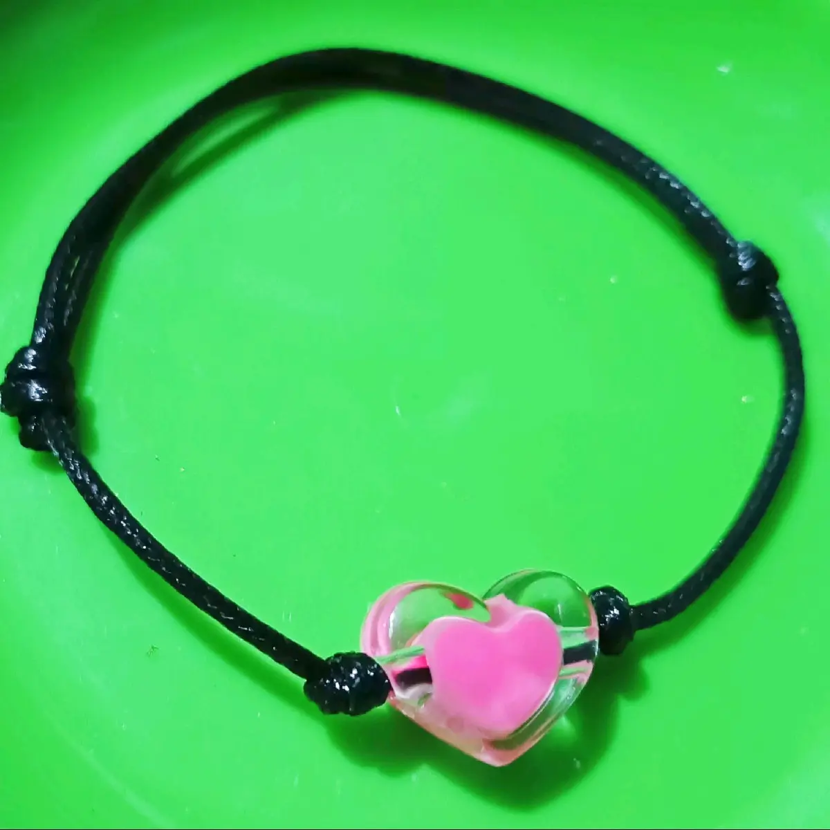 Gelang Hitam Polos (Bandul Hati) - Bracelets