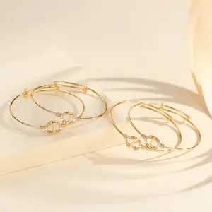 Lanme Jewelry Gelang Kristal Alfabet Nama Inisial Berlapis Emas Baja Tahan Karat Anti Luntur Aksesoris Perhiasan Mode Wanita Dewasa LM826