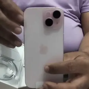 [DECA] APPLE iPhone 15 128GB 256GB 512GB A16 Bionic CPU 6C / GPU 5C Resmi IBOX