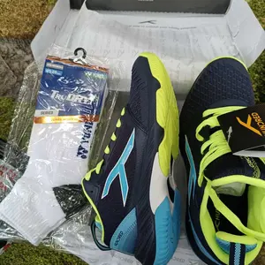 Sepatu Tenis Voli Padel dan Pickleball Merk Hundred Hyperspike Model Mid High Original Sepatu Tenis Volley Padel Hundred Hyperspike Terbaru