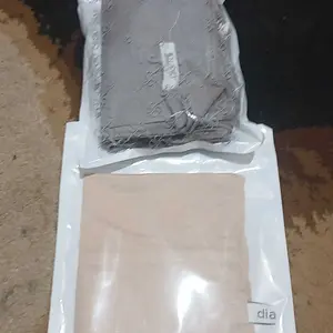 [Grade B] Diario - Kerudung Segi Empat Paris Premium Plain Scarf Vol.1