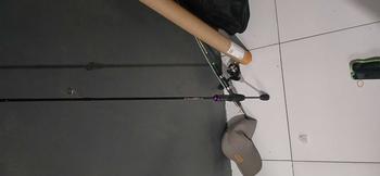 Product Review of [COD]Joran Pancing Ulight Berputar 2 Bagian Tongkat Pancing 1.8M/2.1M dengan Bahan Serat Karbon Tinggi dengan Pegangan EVA Joran Tegek from E**? D**M 1
