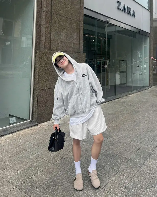 Áo Khoác Hoodie Zip Chống Nắng Mùa Hè IN NỔI DẬP NỔI MON STUDIO, Vải Nỉ Ép Dành Riêng Cho Hè Nắng Nóng, Form Boxy Unisex Nam Nữ Đều Mặc Được, Có Túi Trong 6