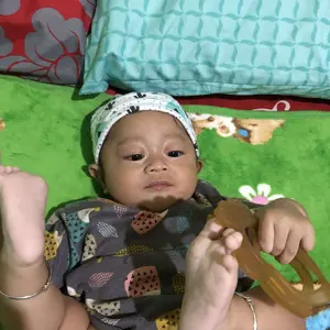 LO Teether Bayi Gelang BPA Free / Mainan Gigitan Bayi Bahan Silikon