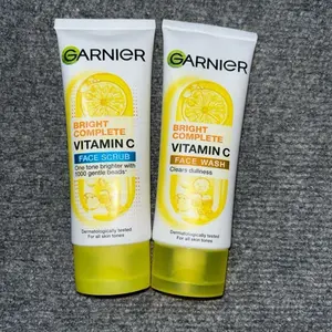 Garnier Bright Complete Vitamin C Face Wash 100ml