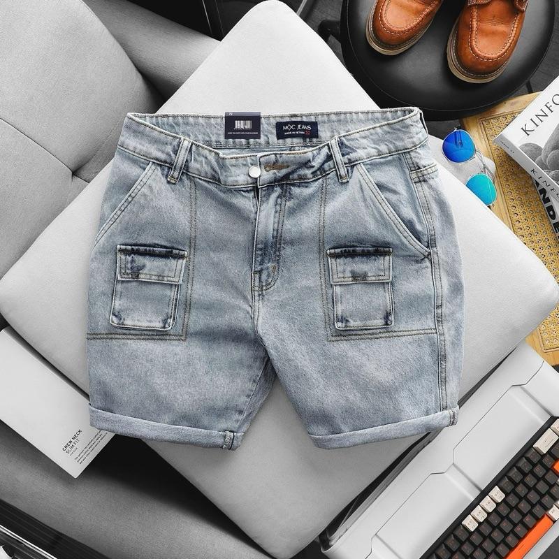 Quần ngố jean nam túi hộp ống suông rộng form trên gối Cotton Menswear Bạc Nam