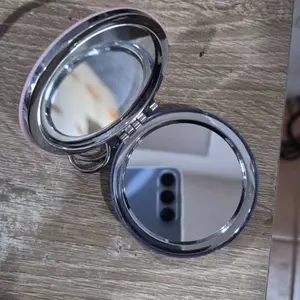 PATCH ME - Gantungan Kunci Cermin Mirror Keychain Aksesoris Tas Mini