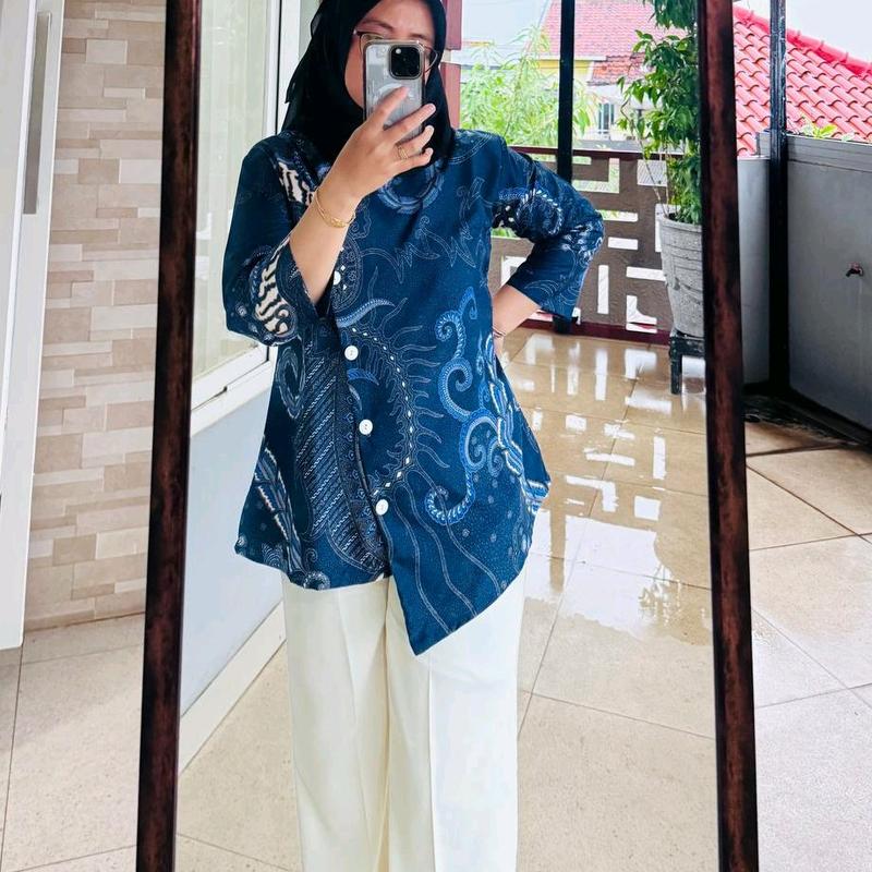 Baju Kerja Wanita Modern Simpel Atasan Clemira 7/8cm Dewasa Cewe Top Casual-Katun,Panjang,Oversize,Basik,Hitam,Shakila 2