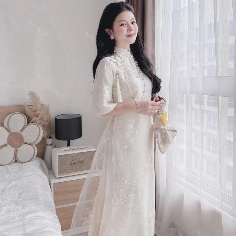Áo Dài Cách Tân Hạc Vũ A130 Áo Dài Tơ Thêu 4 Tà Phối Nút Tàu Phối Dây Tua Rua Mặc Lễ Tết Lễ Chùa Ăn Cưới - Akara Closet | BigBuy360 - bigbuy360.vn