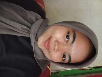 Product Review of Paris Jadul // Hijab Segi Empat Paris Legend jilbab paris jadul from ** 1