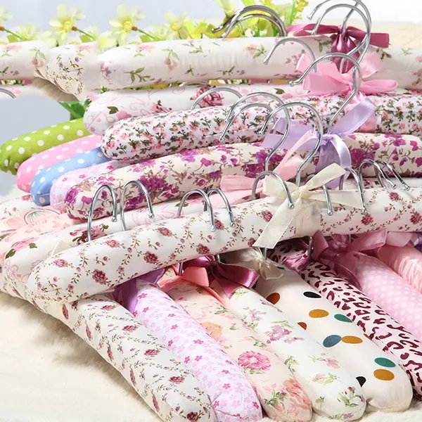 Elegant Non-Slip Cotton Fabric Sponge Hanger