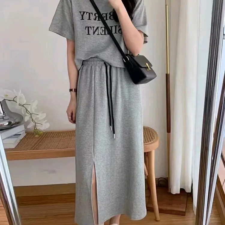 Setelan Rok Kaos Lembut  Wanita 1