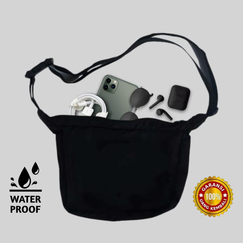 Product Introduction of Tas selempang canvas pria distro anime naruto tas slempang mini murah sling bag waterproof keren 13