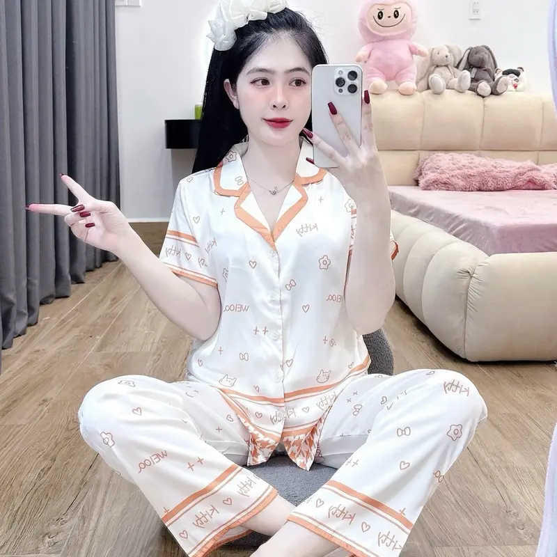 (42-60kg) bộ đồ ngủ Pijama ktyy  LỤA MỊN LATIN TƠ TẰM  mịn mát Nữ 1