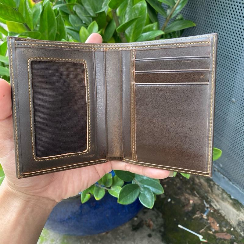 Ví da bò sáp wax nhập khẩu,bóp bẻ tạo hiệu ứng vân da,chất da bền bỉ,càng dùng càng bóng đẹp,bảo hành 24 tháng,bóp nam nhiều ngăn, full hộp làm quà tặng 1