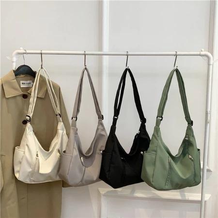 Túi Đeo Chéo Tote Đeo Vai vải canvas Hàn Quốc ngăn chính có khoá kéo miệng đi học đi làm đi chơi dựng sách vở đồ mỹ phẩm dùng cá nhân Bag Nữ HAZIS HAT132