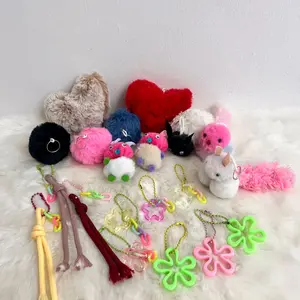 20 pcs gantungan kunci lucu cantik Rantai Love pompom boneka bulu