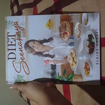 Product Review of DIET Seenaknya By ELAINE HANAFI from A**o A**i 1