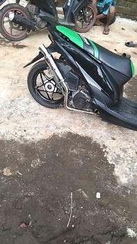 Product Review of Knalpot Samlong Original Alligator Halfblue New Emblem [ inlet 38 mm ] free triplat Nmax Aerox Beat Mio Scoopy Vario Pcx lexy Xride fino Fazio Freego dll Bracket Laser Motor Motorcycle from d**🐊 0