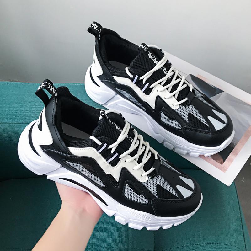 [COD] Sepatu Olahraga Pria Baru, Sepatu Olahraga Trendi Sol Tebal Bersirkulasi Jaring, Sepatu Olahraga Lari Kasual Penambah Tinggi Badan Pria Serbaguna, Sepatu Kasual Casual Running 4