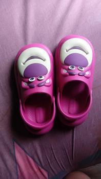 Product Review of Sandal Lotso Beruang Stroberi Sandal Kartun Lucu Shoes Sendal Wanita Karet Cewek Cowok from น**า 0