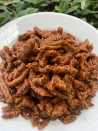 Gambar Keripik Usus Ayam Premium 800Gr Talasan - orginal dari Talasan Snack Kab. Sidoarjo 3 Tokopedia