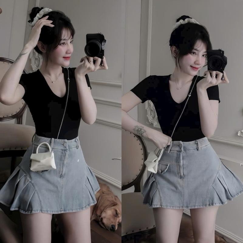 Set bộ nữ áo thun gân tay ngắn cổ V mix chân váy jean form ngắn dáng xòe có lót quần xinh xắn dành cho nàng di chơi.women top.
