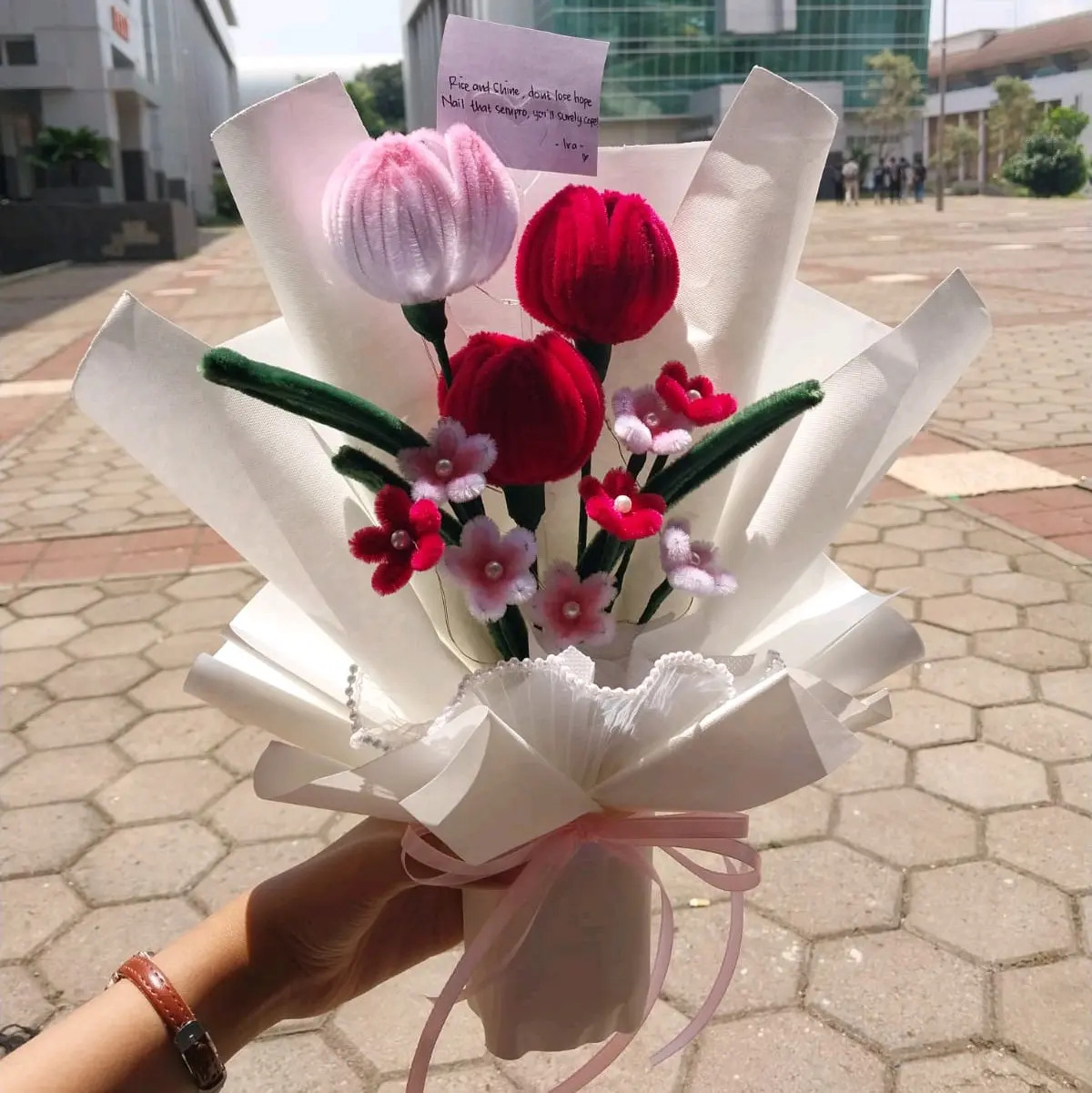 Bouquet Tulip Fruschia LED