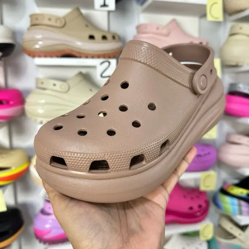 CRUSHH CLOG Sandal Wanita Tinggi 6 cm 0