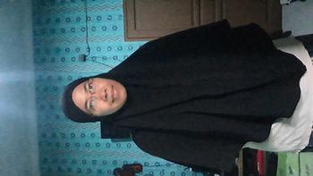 Product Review of Bergo Crinkle Airflow Jumbo /Jilbab Bergo Crinkle Airflow/Kerudung Bergo from n**n 0