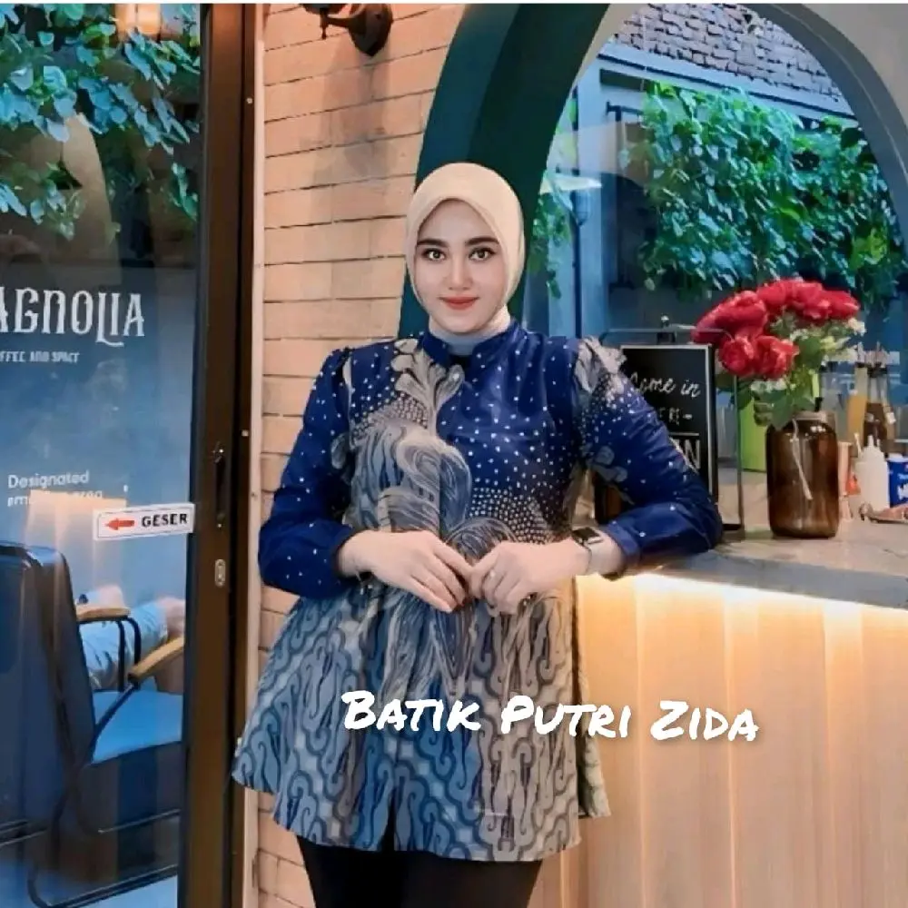 Baju Batik Wanita Modern Terbaru 2025 Atasan Batik Wanita Katun Lengan Panjang Model Kancing Batik Wanita Kerja Kantor Wanita Kain Nyaman Formal