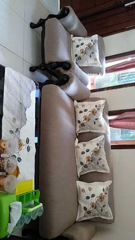 Product Review of SET SARUNG BANTAL SOFA COKLAT uk.40x40/ uk.45×45 ,isi 5 sarung bantal + 1 taplak meja from H**😘 0