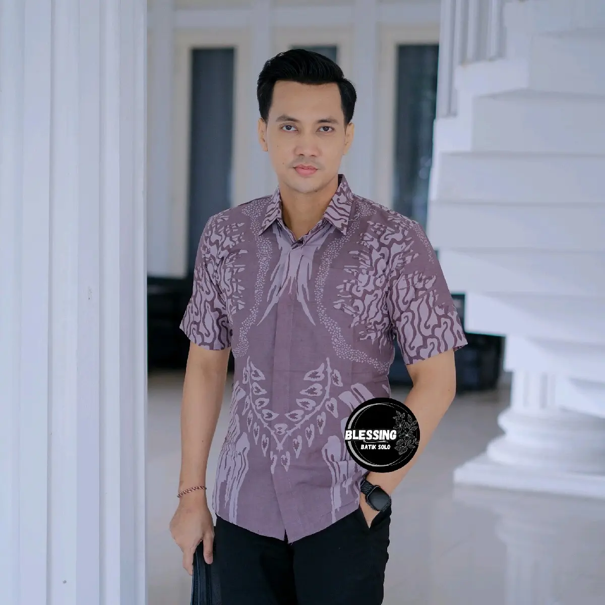 Kemeja batik pria slimfit premium lengan pendek bahan katun lapis furing halus warna ungu taro motif terbaru kemeja atasan, Pendek