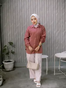 Seka Shirt - Kemeja Fitted Wanita Shakila Atasan Slim Fit