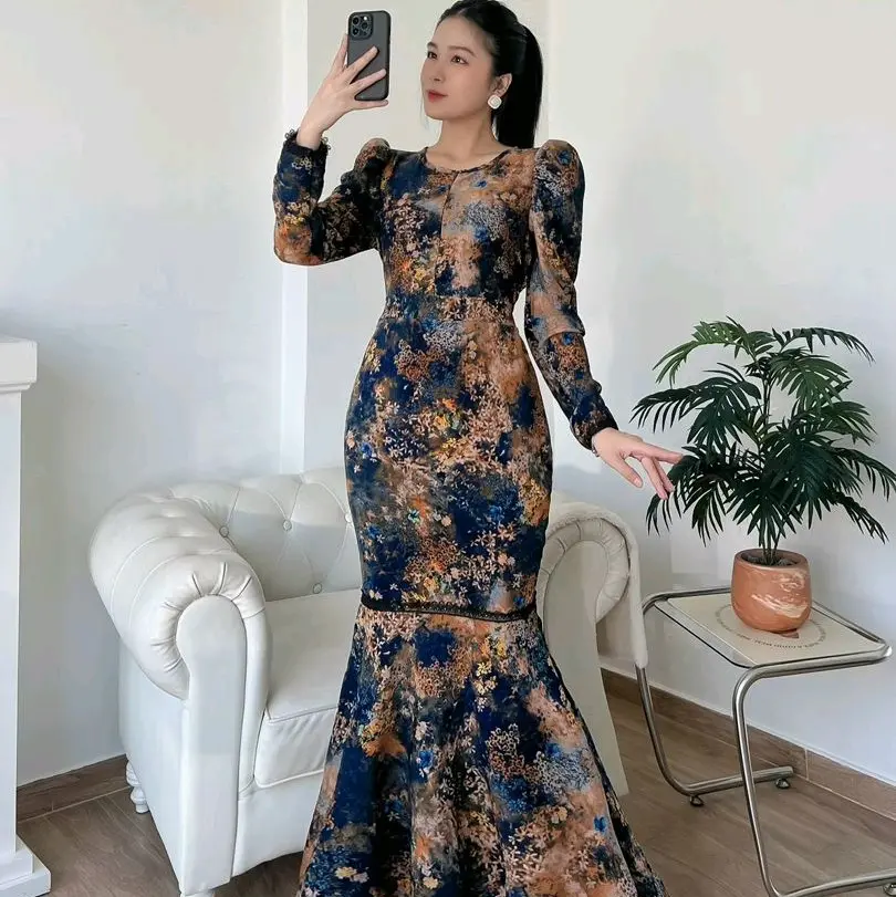 v neck mermaid prom dress Plunging V-Neck Sequins Appliques Mermaid Prom Dress Long QP0913 Custom Size / Blue