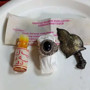 Cincin batu yaman plus keris minyak