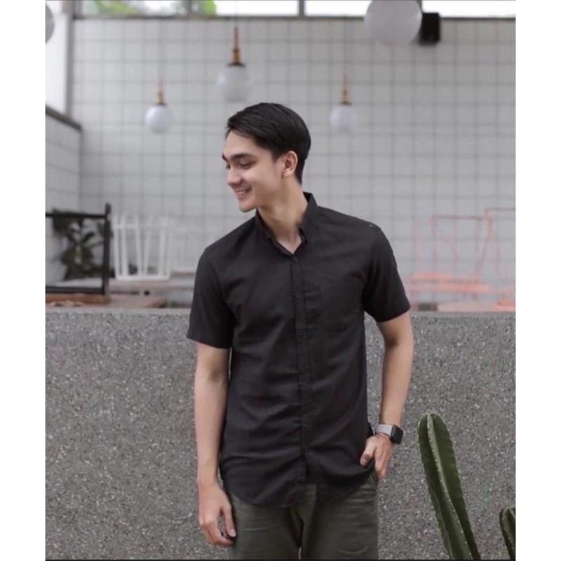 Product Introduction of kemeja pria lengan pendek 100ribu 5pcs kemeja polos lengan pendek dewasa slimfit Katun Casual unisex 14