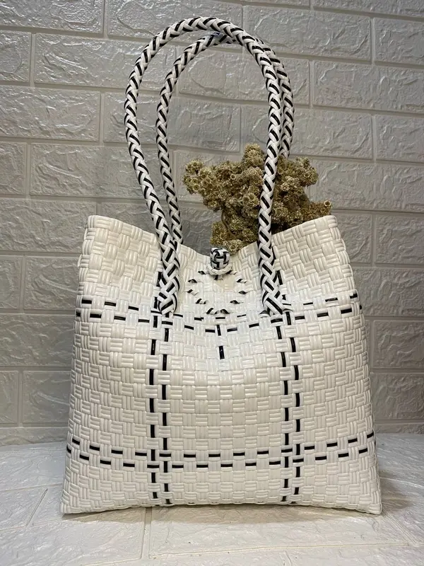 [Istana Anyaman] Tas Anyaman Jali Premium Edisi Kondangan Dapat Muat Gula 4-5 Kg Polos Setrip Tote Totebag 1