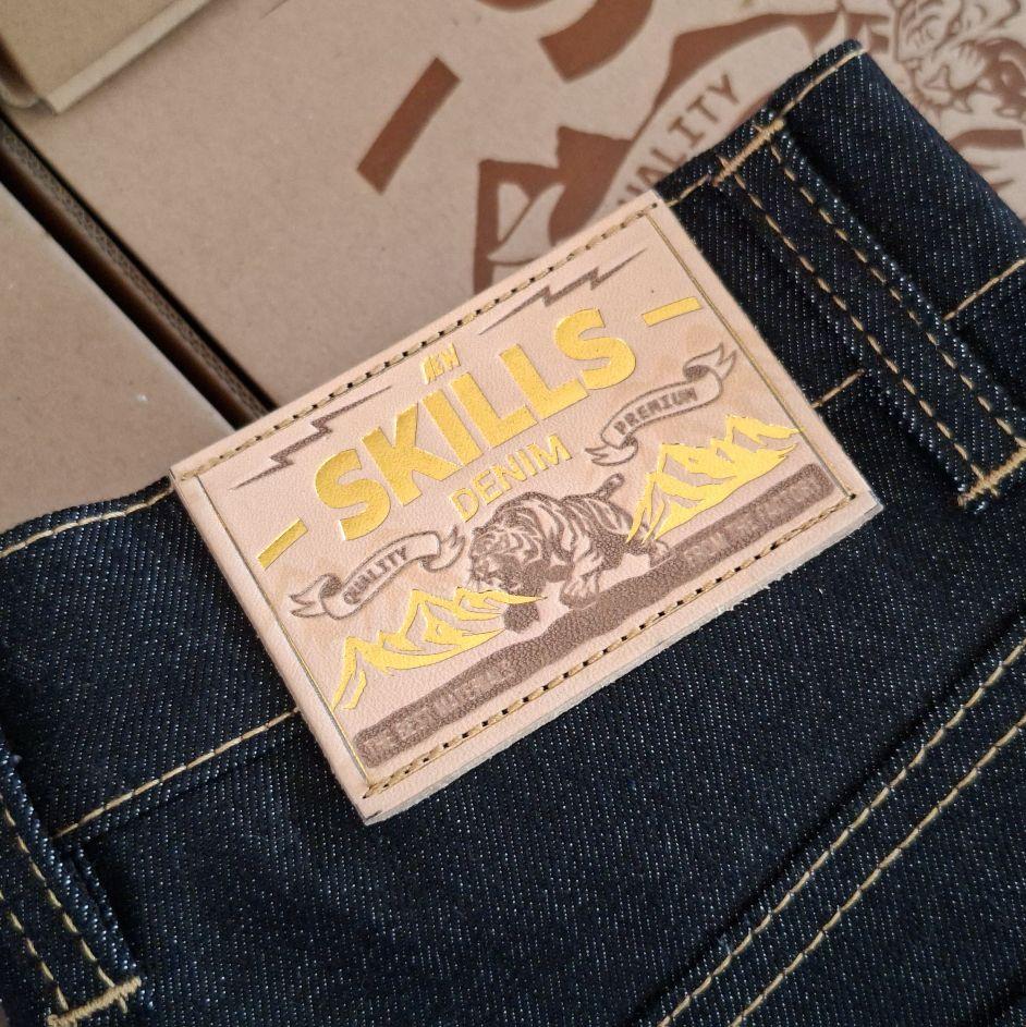 SKILLS DENIM denim black indigo strect13 oz raw jeans