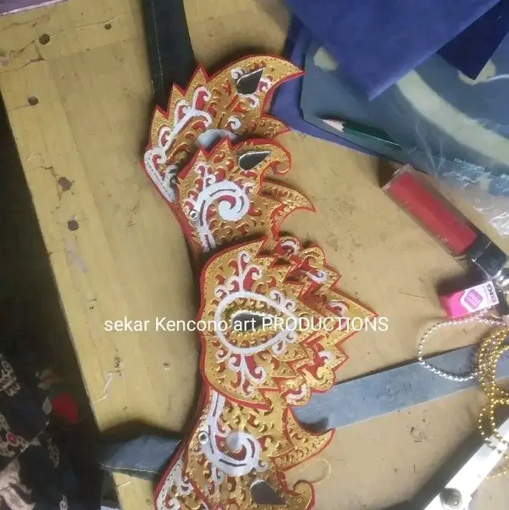 mahkota jaran kepang tanggung bahan kulit 0