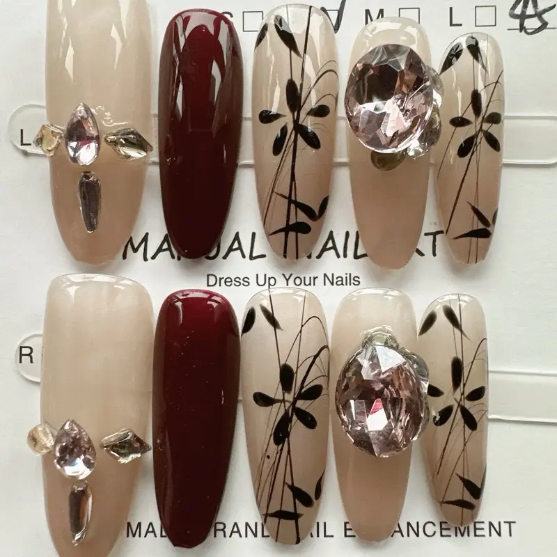 10pc Press On Nails with tool kit included @ sgd$4.90/pkt Manicure